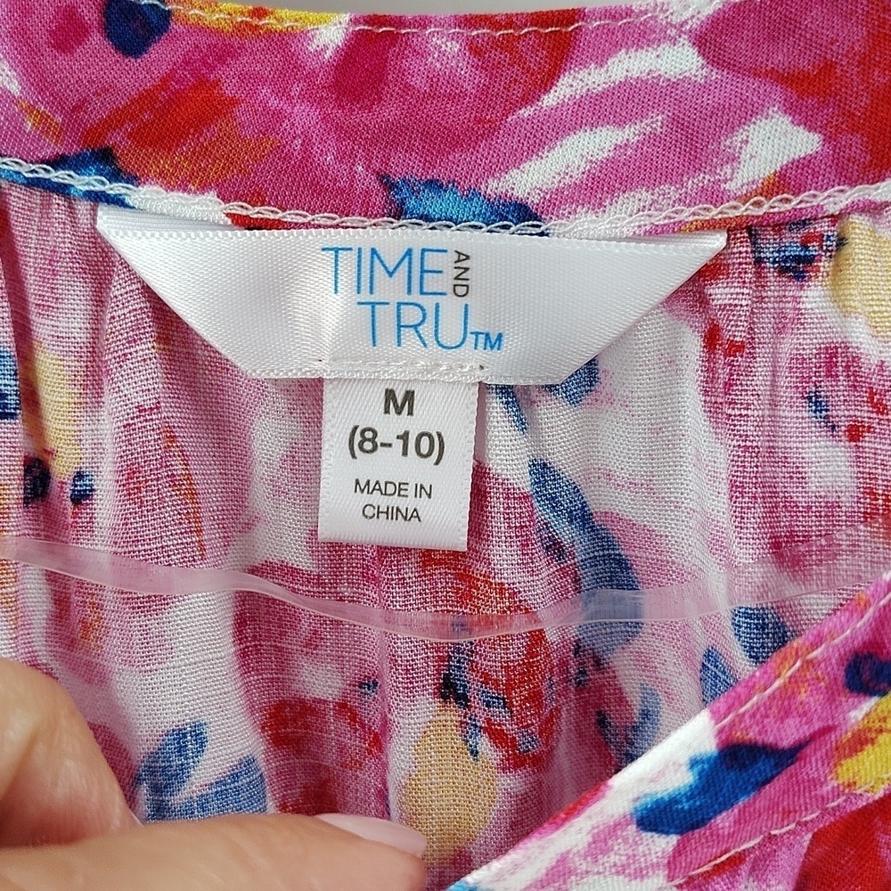 Time & Tru Pink Floral Pullover Blouse Sleeveless Top Button Front NWT Medium - Picture 4 of 8